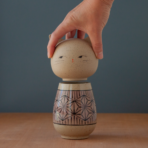 Kokeshi-Inspired Kitty - Lilac Asanoha
