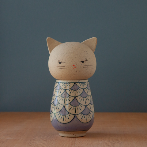 Kokeshi-Inspired Kitty - Purple Scales
