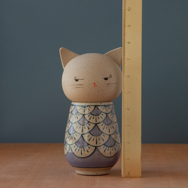 Kokeshi-Inspired Kitty - Purple Scales