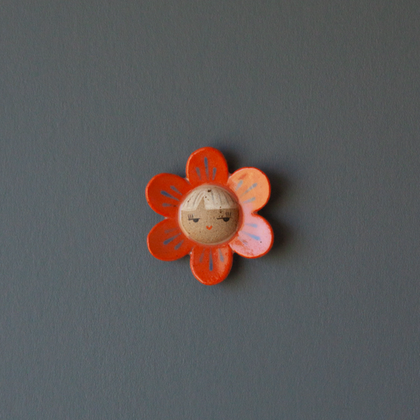2" Wallflower