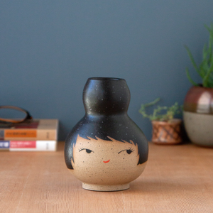 Buddy Vase - Coy
