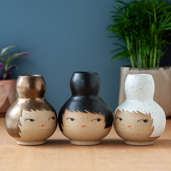 Buddy Vase - Coy