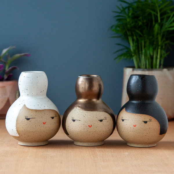 Buddy Vase - Side-Eye