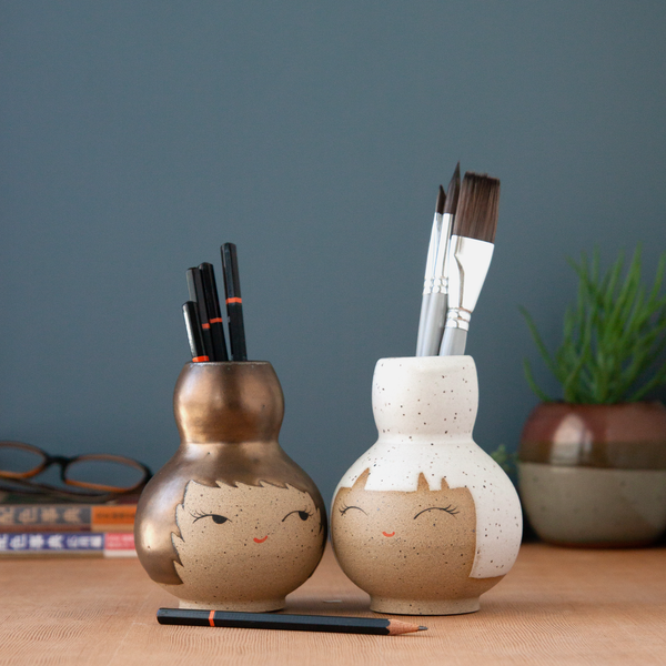 Buddy Vase - Coy