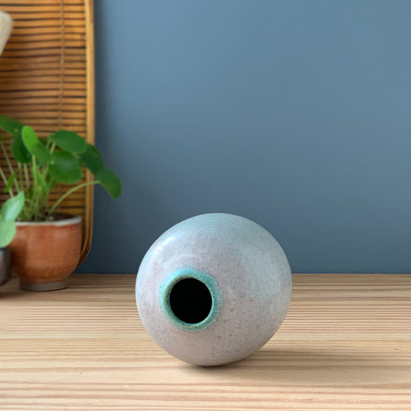 Swirly Bud Vase