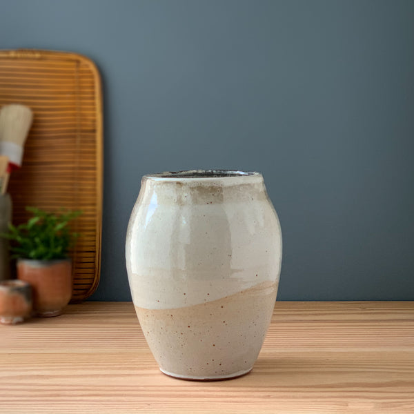 Red Iron Brushwork Floral Vase